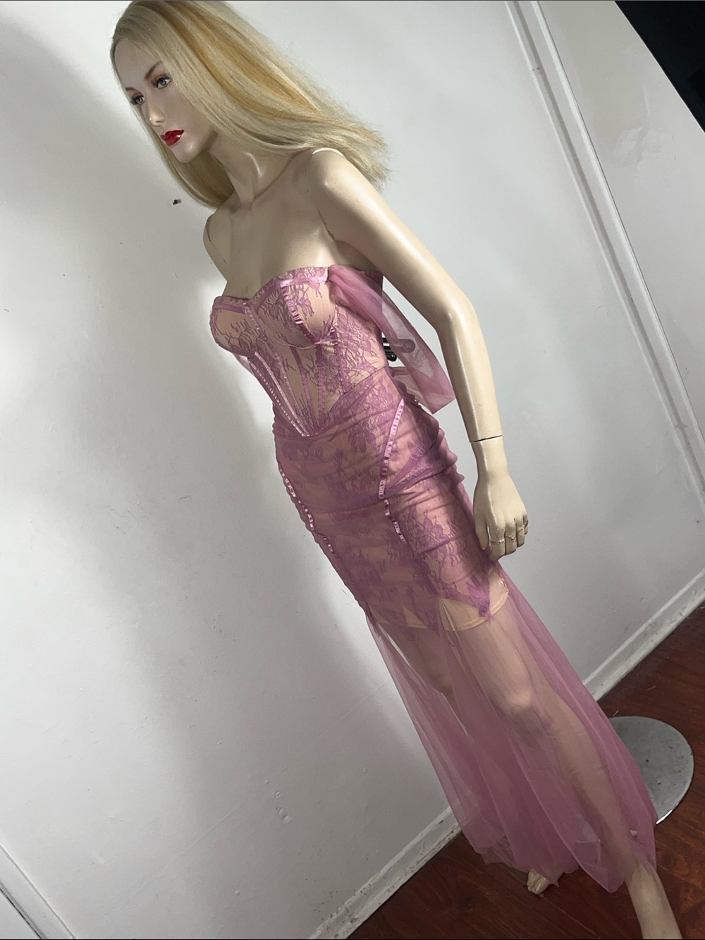 BELLA BARNETT DRESS - Picture 2 of 11